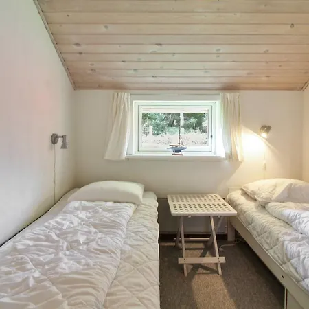 Feriehus Halli - 700m From The Sea By Interhome
